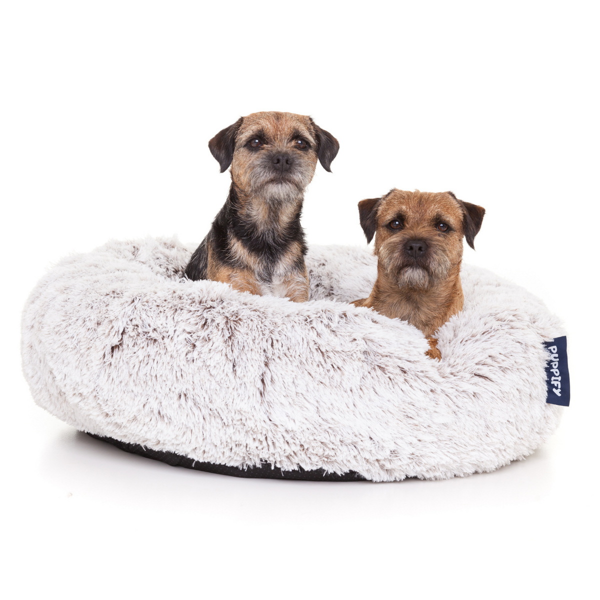 Luxe Puppify hondenbed met extra vulling voor maximaal comfort.